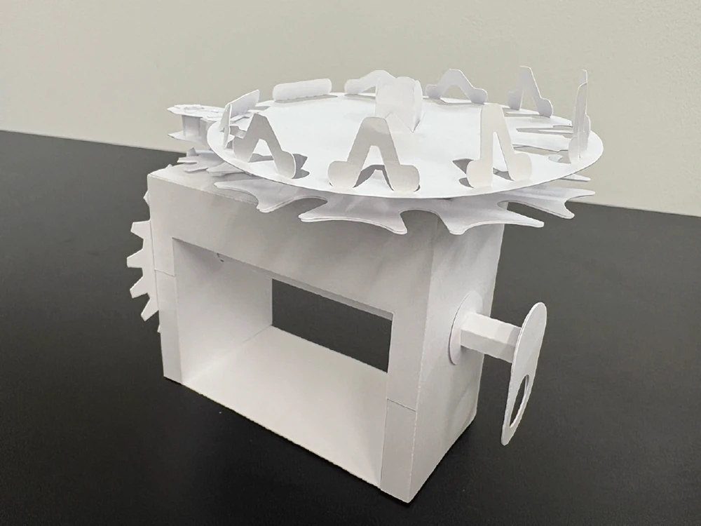 紙で作ったからくりボックス